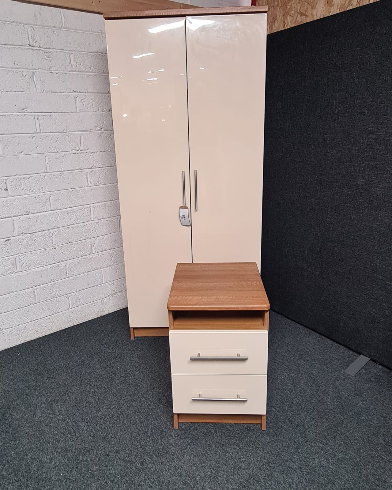 Walnut and white laminate 2 door wardrobe 1225