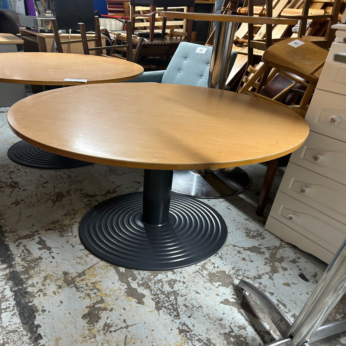 1200W Beech circular meeting tables cw black metal tiered central base