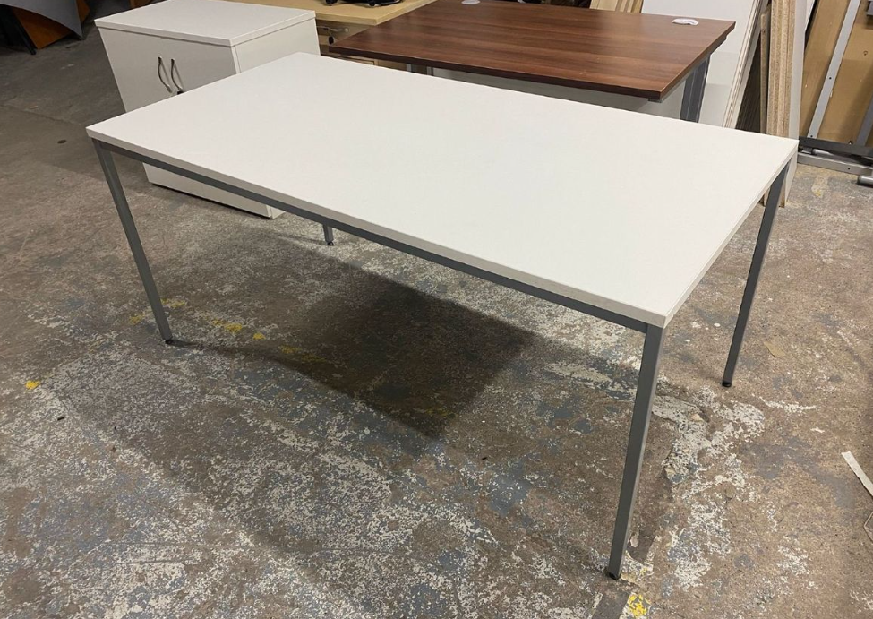 Flexi 25 rectangular table with silver or graphite frame 1800mm x 800mm - Various finishes